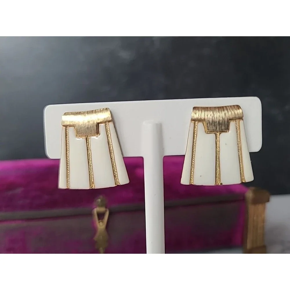 Les Bernard Gold Tone Metal And Enamel Modernist Clip-on/Screwback Earrings